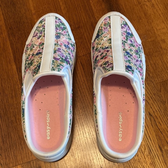 🌸NWOT EASY SPIRIT Traveltime Clog - size womens 6.5 M - Picture 7 of 16